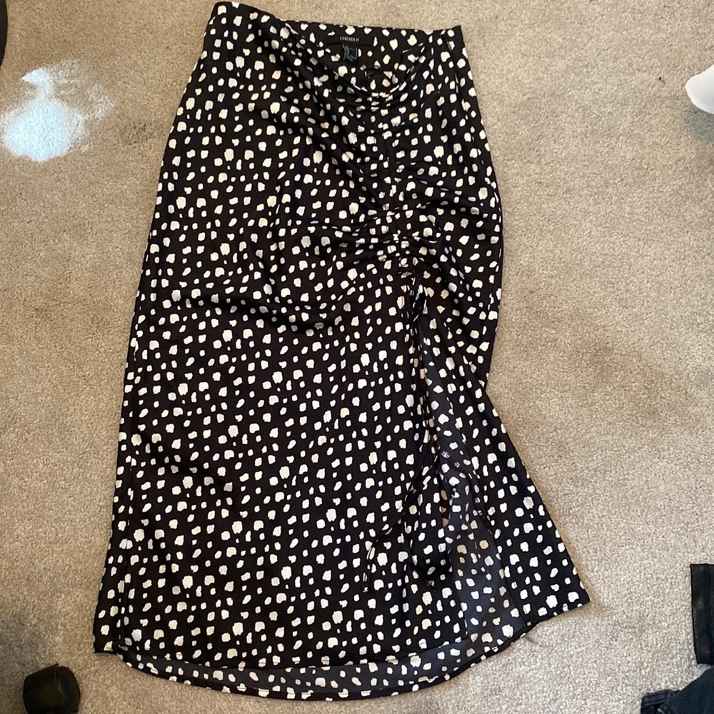 Forever 21 polka dot skirt